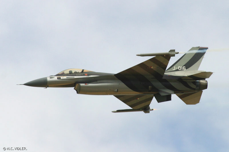 f126.jpg